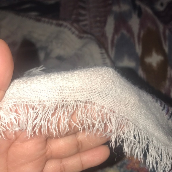 NWT Tres Luxe Navajo Print wrap - Picture 8 of 11